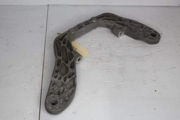 Mercedes Benz W176 W117 A45 CLA45 Rear Differential Mount Carrier A2463520500
