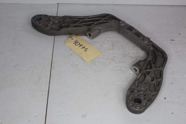 Mercedes Benz W176 W117 A45 CLA45 Rear Differential Mount Carrier A2463520500