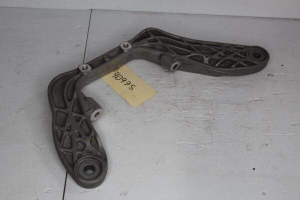 Mercedes Benz W176 W117 A45 CLA45 Rear Differential Mount Carrier A2463520500