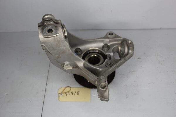 Mercedes Benz W177 A250 Front Right Knuckle with Bearing A2473320800