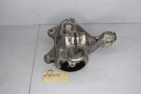 Mercedes Benz W177 A250 Front Right Knuckle with Bearing A2473320800