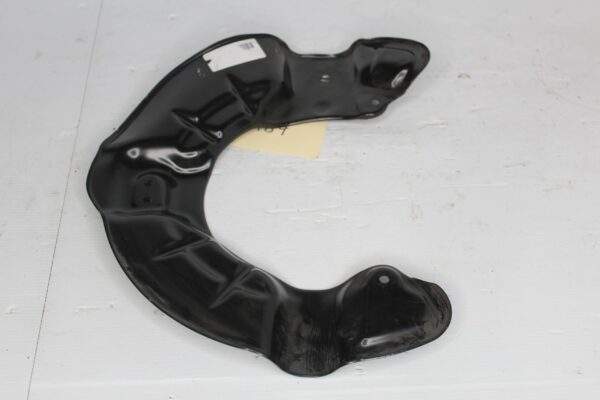 Mercedes Benz W177 A250 Front Right Brake Dust Shield A2474210220