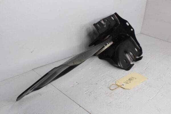 Mercedes Benz W177 A250 Rear Right Trailing Control Arm A1773504401