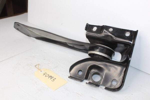 Mercedes Benz W177 A250 Rear Right Trailing Control Arm A1773504401
