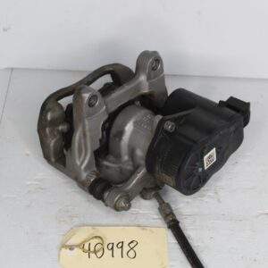 Mercedes Benz W177 A250 Rear Right Brake Caliper A2474232000 - Image 4