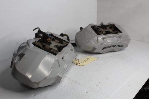 Mercedes Benz W205 C43 AMG Front Brake Calipers Set