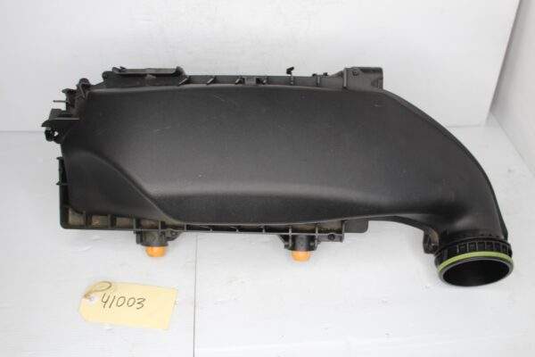 Mercedes Benz W205 C300 M264 Intake Air Filter Box A2640900000 A2640906700