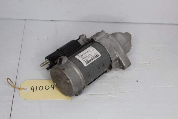 Mercedes Benz W205 C300 Engine Starter Motor A2649060400