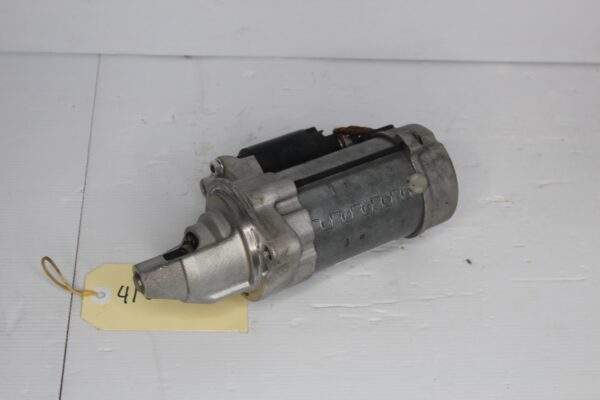 Mercedes Benz W205 C300 Engine Starter Motor A2649060400