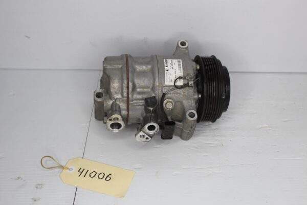 Mercedes Benz W205 C300 Air Con AC Refrigerant Compressor A0008303902