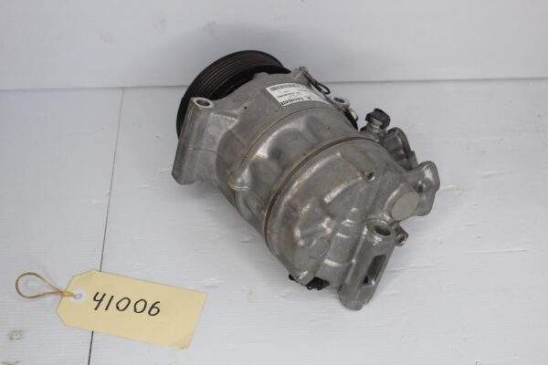 Mercedes Benz W205 C300 Air Con AC Refrigerant Compressor A0008303902