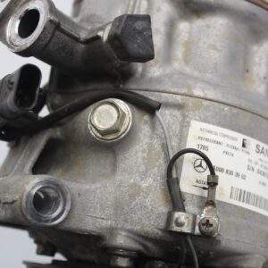 Mercedes Benz W205 C300 Air Con AC Refrigerant Compressor A0008303902 - Image 3