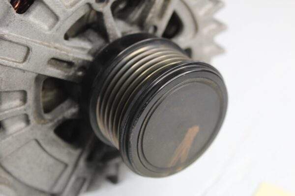 Mercedes Benz W205 C300 Alternator A0009069905