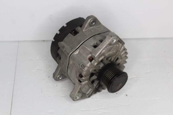 Mercedes Benz W205 C300 Alternator A0009069905