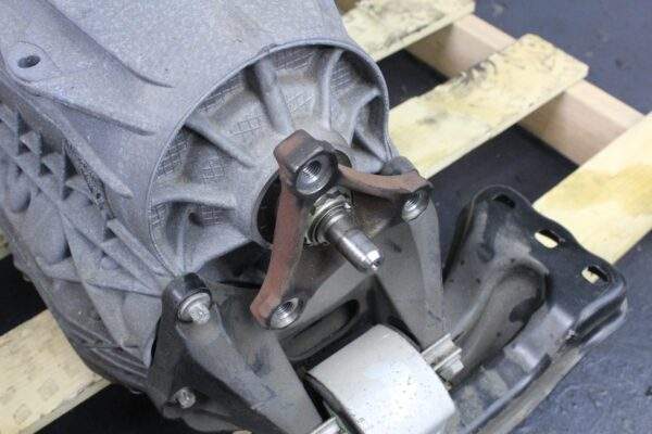 Mercedes Benz W205 C300 Facelift Transmission Gearbox 9spd 725.008