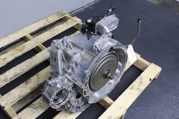 Mercedes Benz W177 A250 M260 Transmission Gearbox 724.044