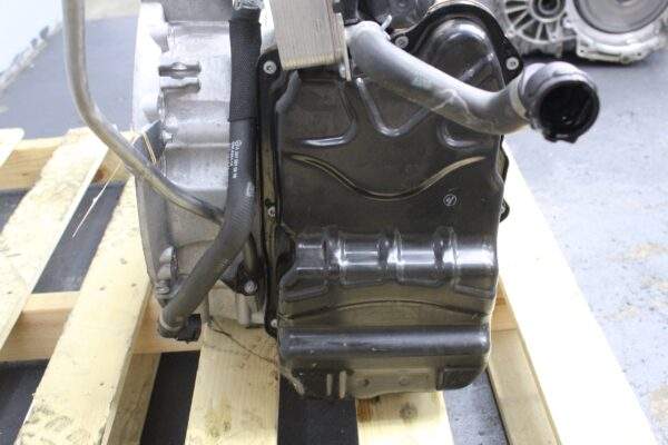 Mercedes Benz W177 A250 M260 Transmission Gearbox 724.044