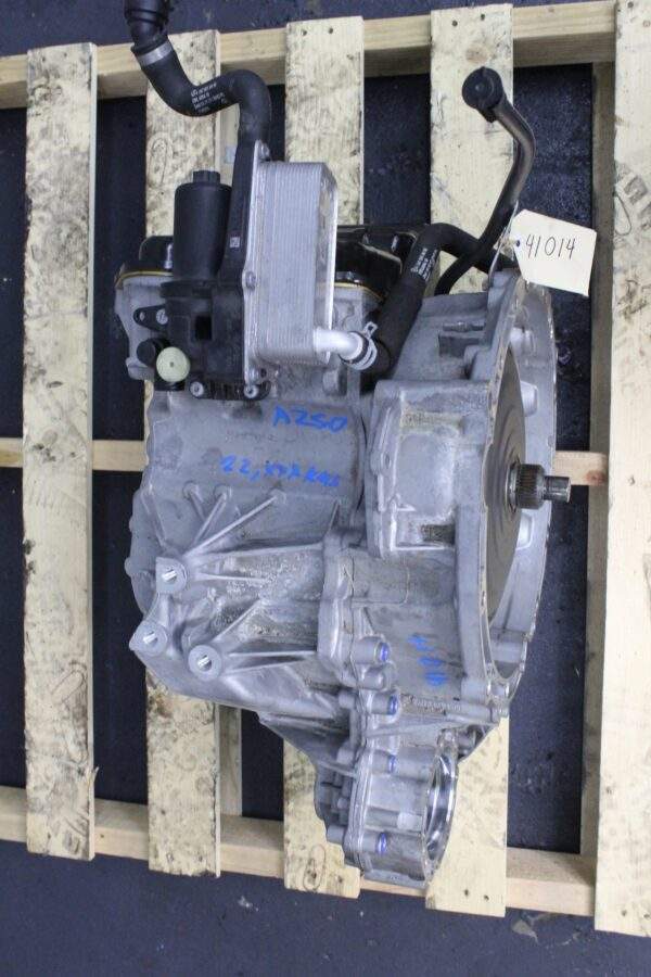 Mercedes Benz W177 A250 M260 Transmission Gearbox 724.044