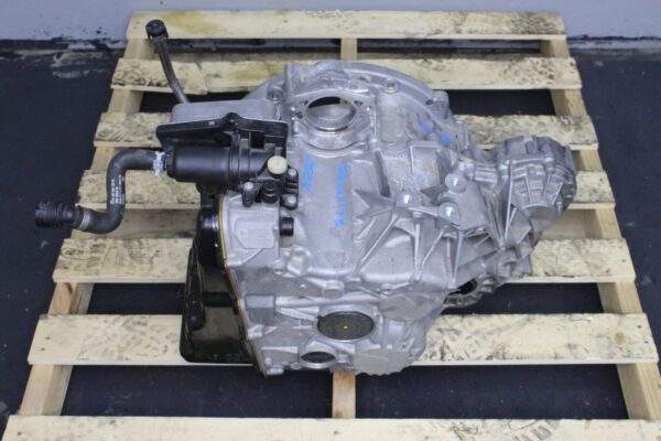 Mercedes Benz W177 A250 M260 Transmission Gearbox 724.044