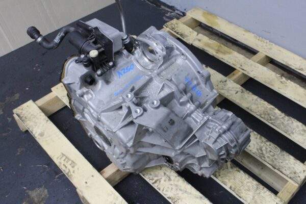 Mercedes Benz W177 A250 M260 Transmission Gearbox 724.044