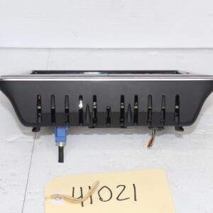 Mercedes Benz W176 W117 A CLA Class Headunit Central Radio Display A2469001106 - Image 5