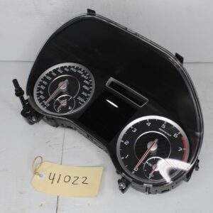 Mercedes Benz W176 A45 Instrument Cluster Speedometer Display A1769005703  - Image 2