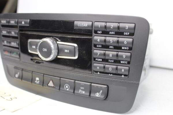 Mercedes Benz W176 W117 A CLA Class Radio Headunit Multimedia Unit A2469001216