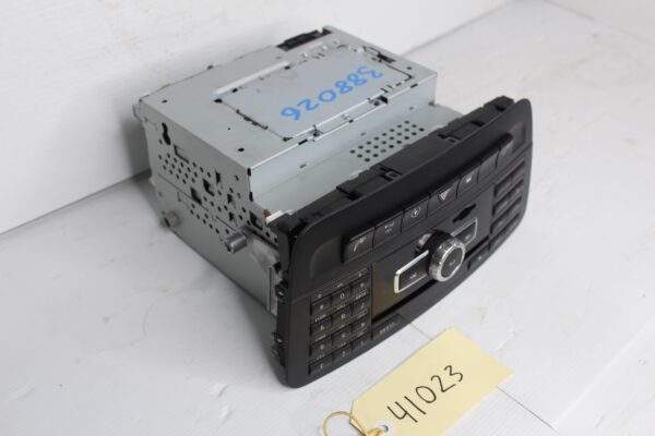 Mercedes Benz W176 W117 A CLA Class Radio Headunit Multimedia Unit A2469001216