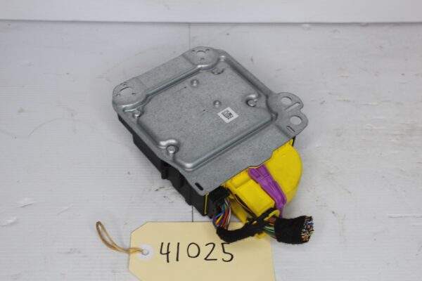 Mercedes Benz W176 W117 A45 CLA45 Airbag SRS Module A1179008600