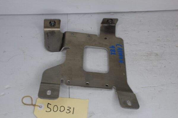 Porsche 981 Cayman ECU ECM DME Mount Bracket Retainer 98161813300