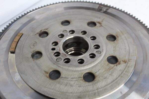 Porsche 981 Cayman Dual Mass Flywheel DMS 98111402000