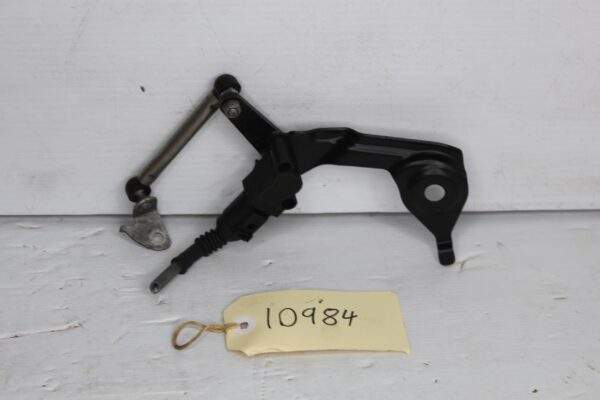 Audi A4 A5 S5 Rear Headlight Level Sensor with Bracket 1T0907503A, 8K0941309F