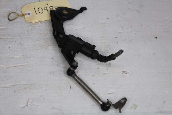 Audi A4 A5 S5 Rear Headlight Level Sensor with Bracket 1T0907503A, 8K0941309F
