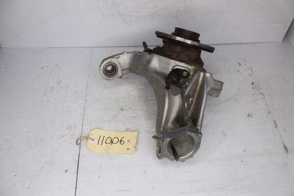 Audi F3 RSQ3 Front Left Wheel Hub Knuckle Carrier 5WA407257A, 5WA407253A