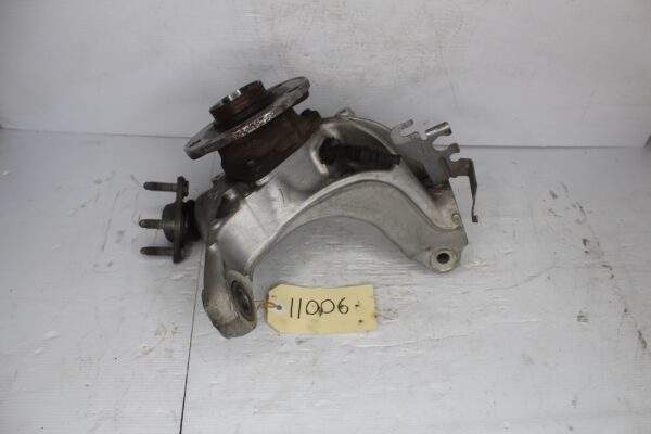 Audi F3 RSQ3 Front Left Wheel Hub Knuckle Carrier 5WA407257A, 5WA407253A