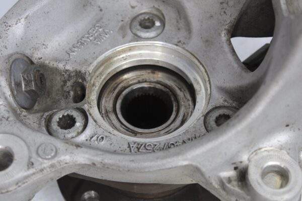 Audi F3 RSQ3 Front Left Wheel Hub Knuckle Carrier 5WA407257A, 5WA407253A