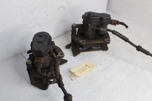 Audi A4 A5 Q5 Rear Brake Caliper Pair 8K0615403E, 8K0615404E