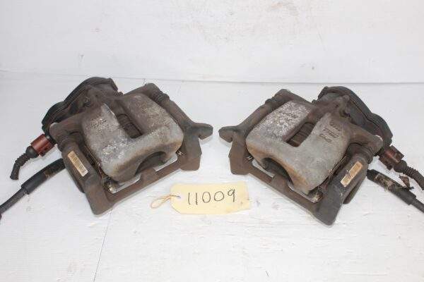 Audi A4 A5 Q5 Rear Brake Caliper Pair 8K0615403E, 8K0615404E