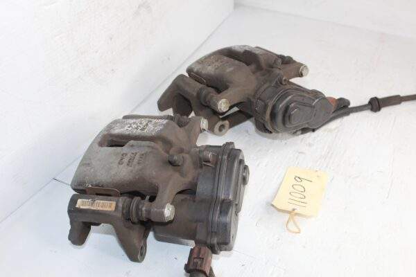 Audi A4 A5 Q5 Rear Brake Caliper Pair 8K0615403E, 8K0615404E