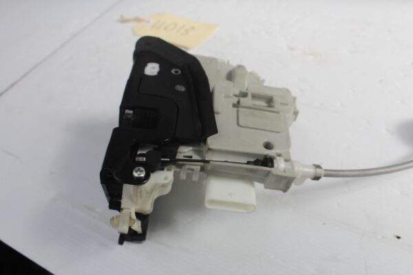 Audi FY Q5 SQ5 Front Left Door Lock Mechanism Actuator 8X2837015C