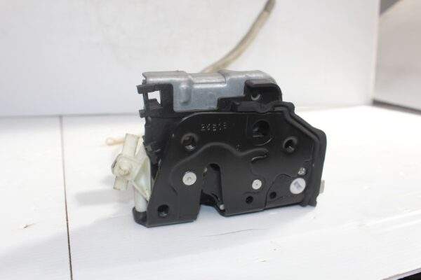 Audi FY Q5 SQ5 Front Left Door Lock Mechanism Actuator 8X2837015C