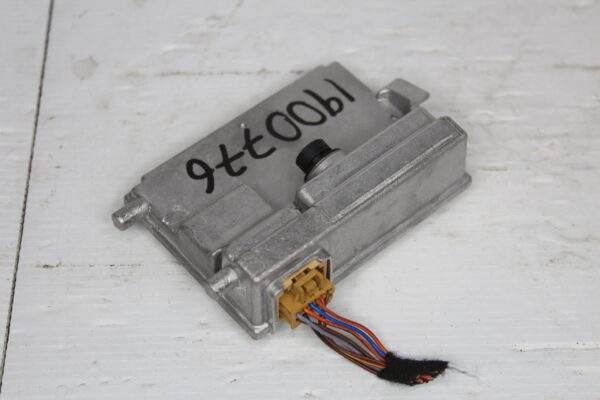 Audi F3 Q3 RSQ3 Front Windscreen Windshield Camera Lane Assist 2Q0980653C