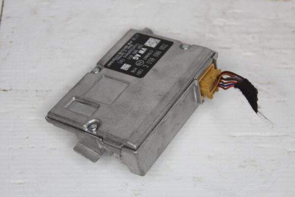 Audi F3 Q3 RSQ3 Front Windscreen Windshield Camera Lane Assist 2Q0980653C