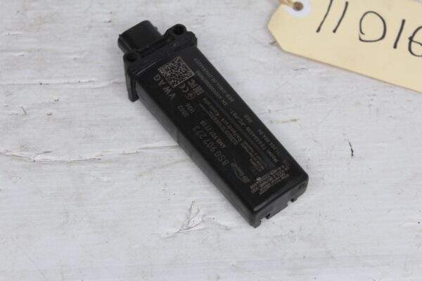 Audi RSQ3 RS3 TTRS TPMS Tire Pressure Sensor Control Unit 8S0907273
