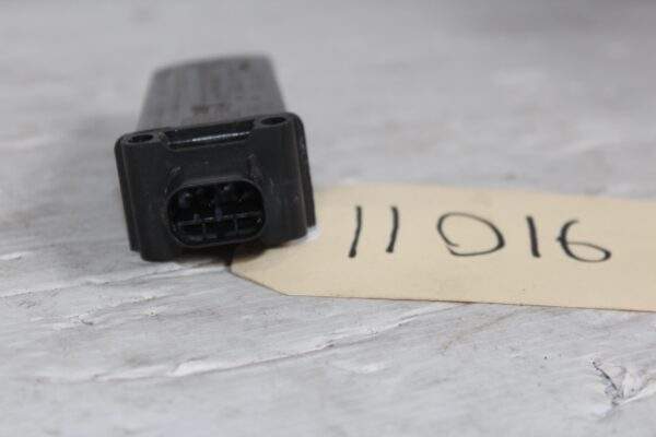 Audi RSQ3 RS3 TTRS TPMS Tire Pressure Sensor Control Unit 8S0907273