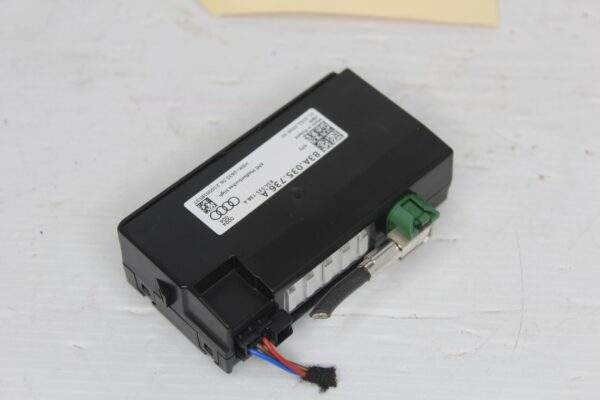 Audi F3 Q3 RSQ3 USB Port Hub 83A035736A