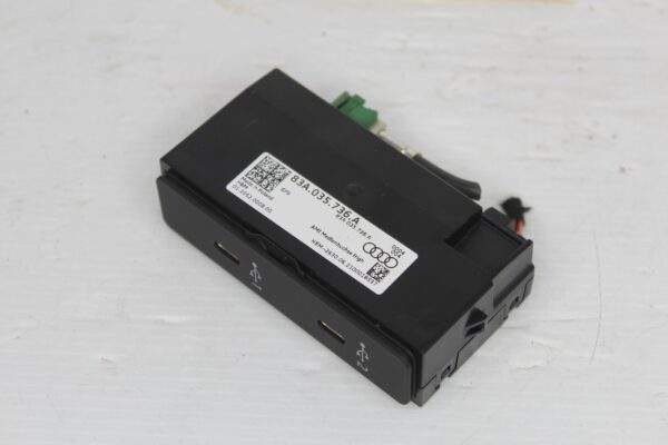 Audi F3 Q3 RSQ3 USB Port Hub 83A035736A