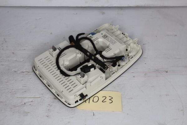 Audi F3 Q3 RSQ3 Map Interior Light Overhead Console BLACK 81A947135BM