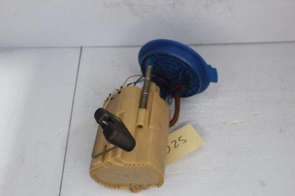 Audi 8V A3 Intank Fuel Pump Delivery Unit 5Q0919051M