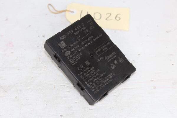 Audi F3 Q3 RSQ3 Control Unit For Access Start Authorisation 3Q0959435Q